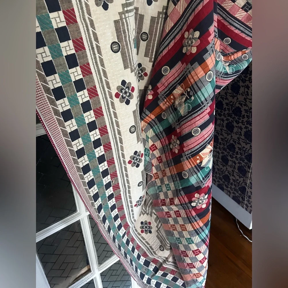 VTG Woven Knit Tapestry Throw Blanket Floral Cottage Farm Country Burgandy